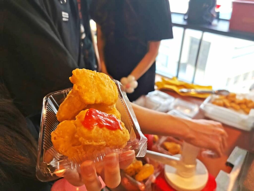 Chicken Nugget Live Station