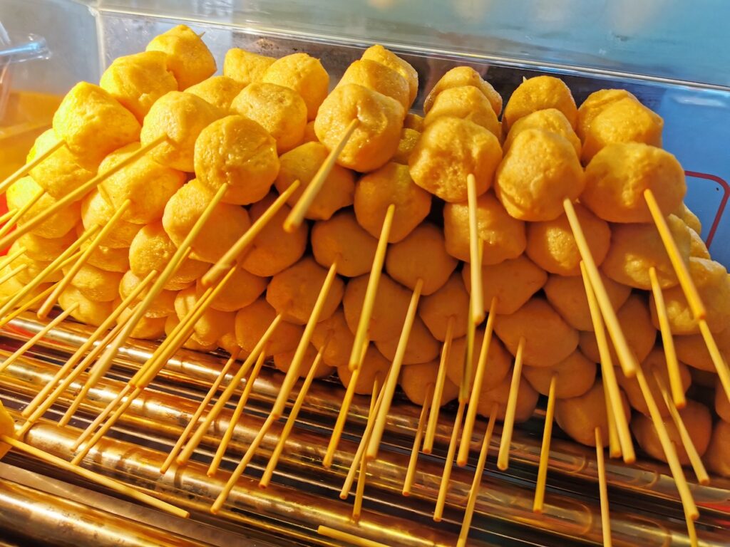 Fried fishball live station