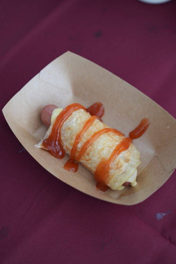 cheese prata dog live station