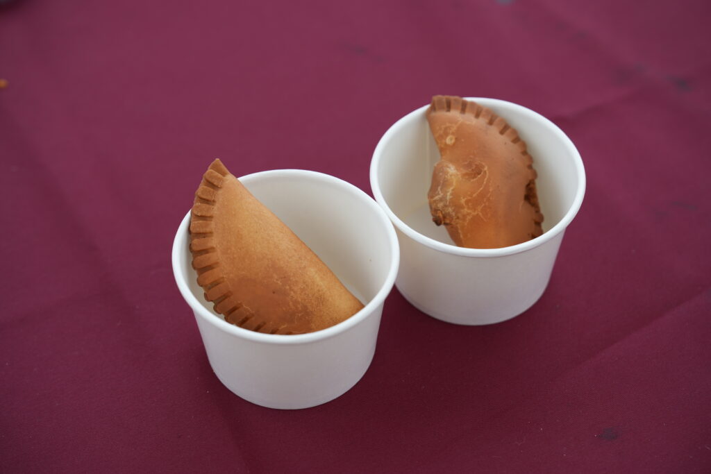 Curry Puff Live Station