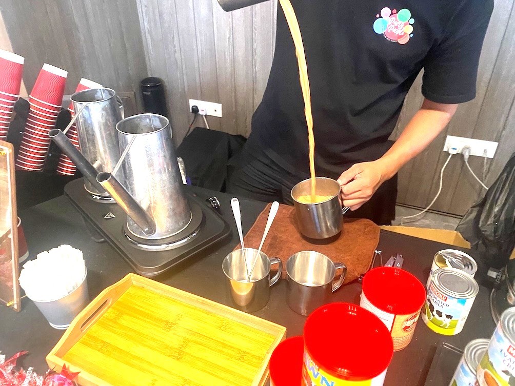 teh tarik live station