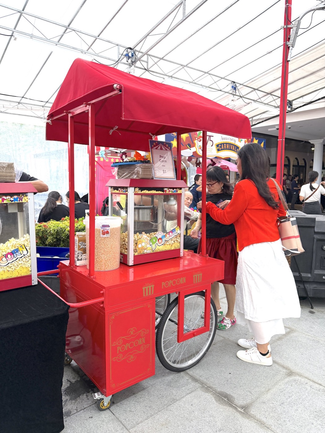 Food push cart rental in Singapore